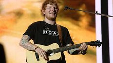 Ed Sheeran vem ao Brasil para dois shows em fevereiro pela Divide Tour