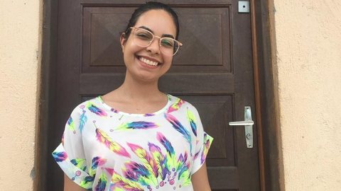 Filha de pedreiro, aluna de medicina da USP vende pão de mel para pagar intercâmbio em Harvard