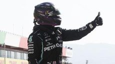 Mercedes larga na frente no GP da Toscana de Fórmula 1