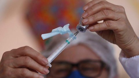 Covid-19: DF começa a agendar vacinação de adolescentes