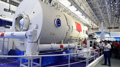 China apresenta sua futura estação espacial durante feira aeronáutica e aeroespacial