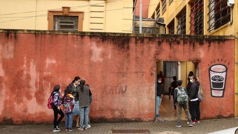 Escolas municipais de São Paulo já podem receber 100% dos estudantes