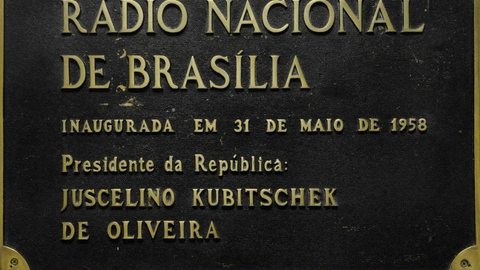 Rádio Nacional de Brasília completa 62 anos no ar neste domingo