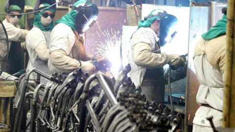 Firjan: indústria fluminense cria mais de 4,5 mil empregos em setembro