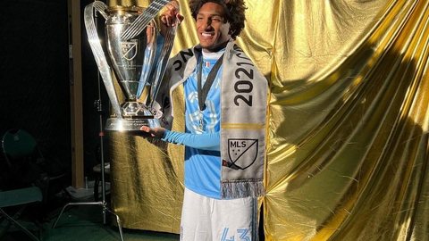 Talles Magno, ex-Vasco, celebra título no primeiro ano na MLS: “Experiência incrível”