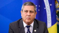 Ministro critica “insinuações generalizadas” contra militares