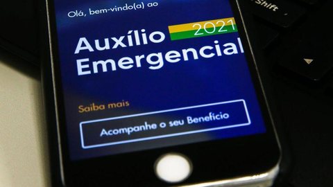 Caixa paga hoje auxílio emergencial a nascidos em outubro