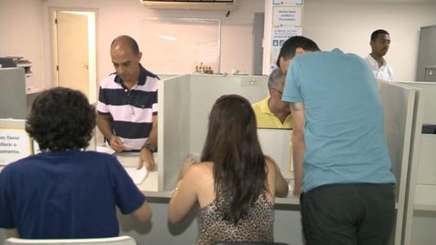 Cartórios fazem plantão para regularizar títulos de eleitor na região noroeste paulista