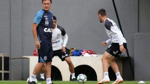 Santos inicia mês de decisões com estreia de Cuca e busca por primeiro passo na Copa do Brasil