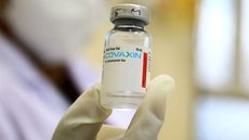 Documentos apreendidos pela PF indicam que compra da vacina Covaxin não tinha garantia
