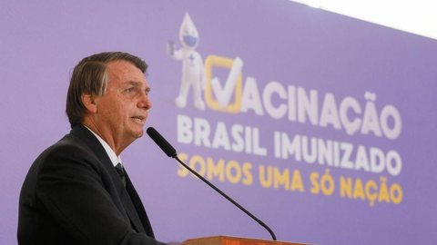 Bolsonaro pede união a governadores na luta contra a covid-19