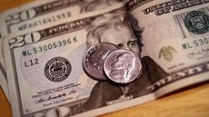 BC projeta déficit de US$ 21 bilhões para contas externas
