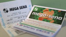 Ninguém acerta a Mega-Sena e prêmio acumula em R$ 55 milhões