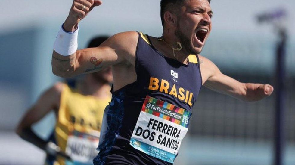 Petrúcio Ferreira quebra próprio recorde mundial paralímpico dos 100m