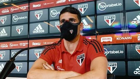 Calleri agradece à torcida e festeja retorno ao São Paulo: “Nunca esqueceram de mim”