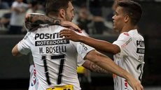 Na Arena Corinthians, Timão bate Avaí por 3 a 0 e chega à sétima colocação no Brasileirão