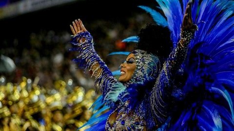 Águia de Ouro é campeã pela primeira vez do carnaval de SP