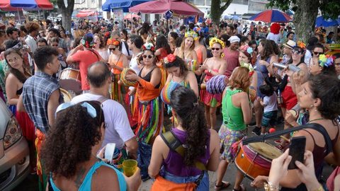 Rio: Polícia faz operação especial para atuação em blocos de carnaval