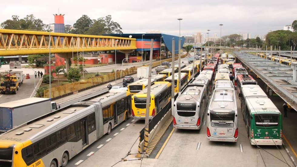 Covid-19: Ônibus municipal vai parar por tempo indeterminado no ABC