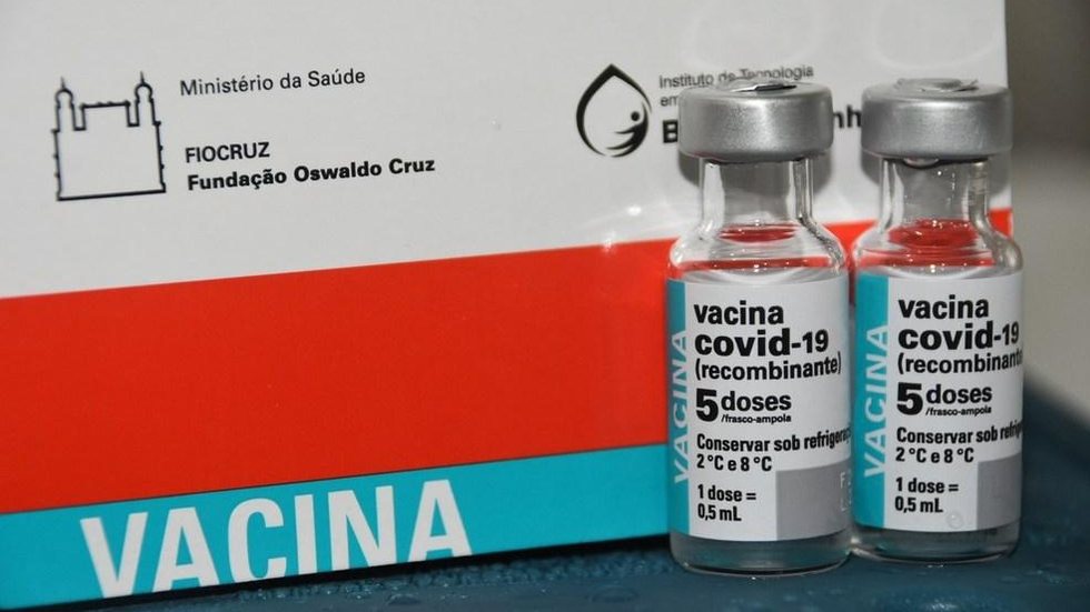 Após ministro citar ‘excesso de vacinas’, Saúde mantém intervalo de 12 semanas para a AstraZeneca