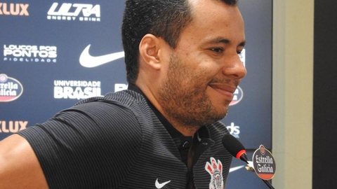 Corinthians x Bahia: Jair diz que ainda espera Jadson e vê time com qualidade para se afastar do Z-4
