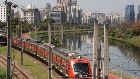 Falha provoca atrasos nas linhas 7 e 10 de trens em São Paulo