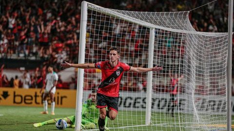 Atlético-GO começa Sul-Americana com goleada sobre LDU