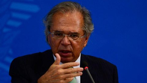 Guedes confirma que dois secretários da pasta pediram demissão