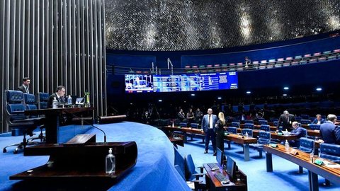 Senado aprova projeto que destrava recursos do pré-sal a municípios