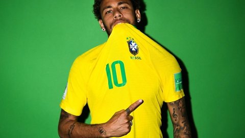 Neymar, Coutinho e cia. fazem caras e bocas em fotos oficiais