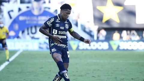 Marinho chega a 16 jogos sem gols no Santos, mas ganha apoio de Carille: “Não estamos criando”