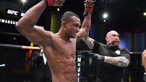 UFC: evento tem braço quebrado na primeira luta e massacre de Malhadinho