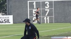 Botafogo x Corinthians: Jadson corre no gramado, e médico indica retorno do meia
