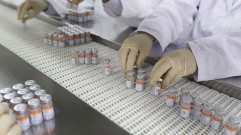 Butantan entrega mais 1 milhão de doses de vacinas contra covid-19