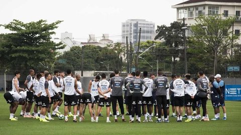 Chapecoense x São Paulo: Hudson volta, Arboleda não treina e Ricardo Rocha observa atividade
