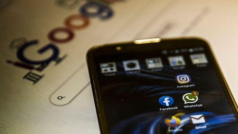 Anatel prevê leilão do 5G no final do primeiro semestre de 2021