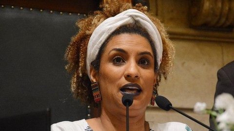 Facebook e Twitter devem derrubar posts ofensivos à Marielle Franco, diz Justiça