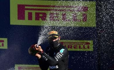 Fórmula 1: Lewis Hamilton leva Grande Prêmio da Toscana