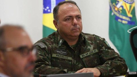 Militares reforçam pressão para Pazuello pedir reserva, mas criticam fala de Gilmar