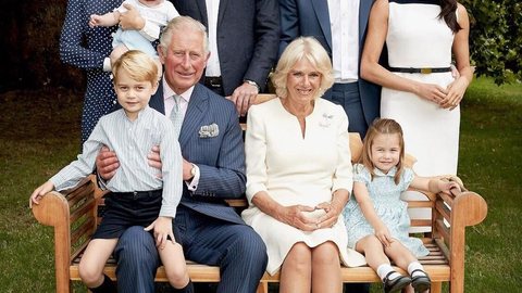 Herdeiro do trono britânico, príncipe Charles comemora 70 anos
