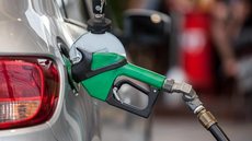 Preço médio da gasolina sobe pela 8ª semana seguida nos postos, mostra ANP
