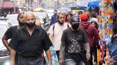Prefeitura de SP decide manter obrigatoriedade do uso de máscaras em locais públicos