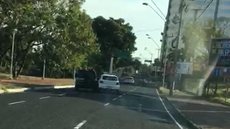 Vídeo flagra briga de motoristas em avenida de Rio Preto