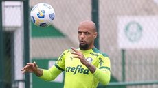 Felipe Melo faz atividades separado do elenco na reapresentação do Palmeiras após derrota