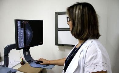 Mamografias gratuitas são oferecidas no Ginásio do Ibirapuera