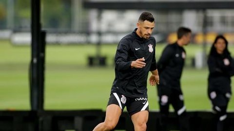 Escalação do Corinthians: Giuliano participa de treino inteiro e deve enfrentar o Grêmio no domingo