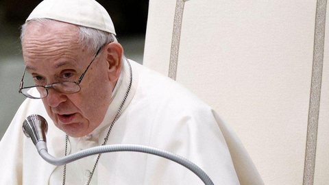 Papa Francisco diz que ‘rios de sangue’ correm na guerra da Ucrânia