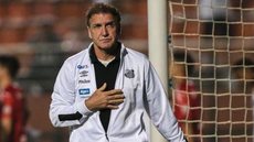 Cuca diz que Santos sofreu contra a retranca do Vasco: “Tivemos o controle do jogo, não eficácia”