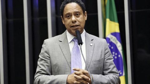 Orlando Silva sofre ofensas racistas na campanha a Prefeito de São Paulo