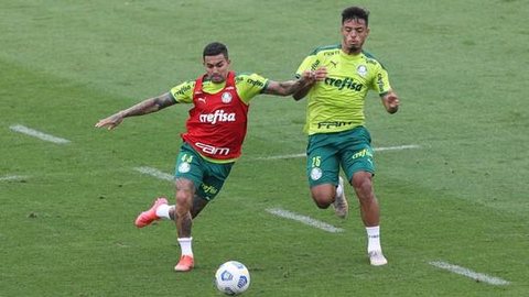 Escalação do Palmeiras: Verdão treina com Gabriel Menino e pode ter mudanças contra o Grêmio